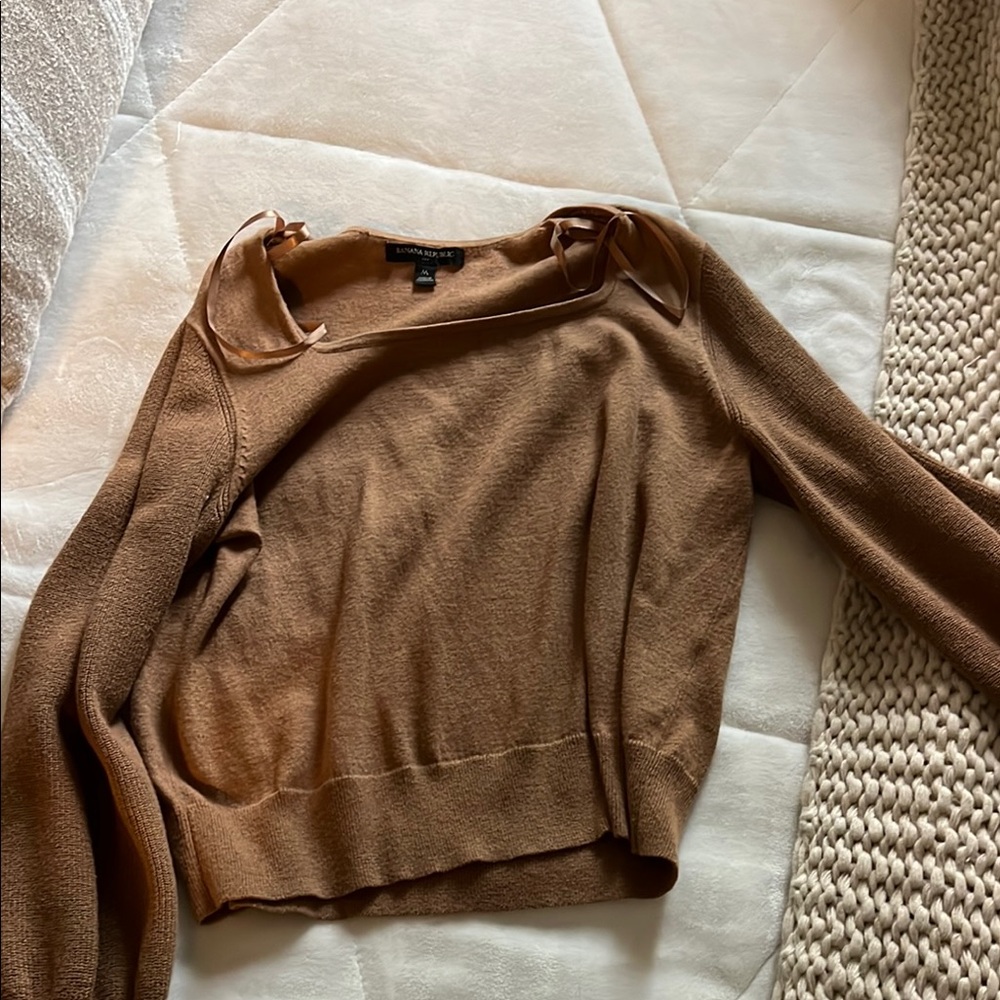 Banana Republic caramel Sweater